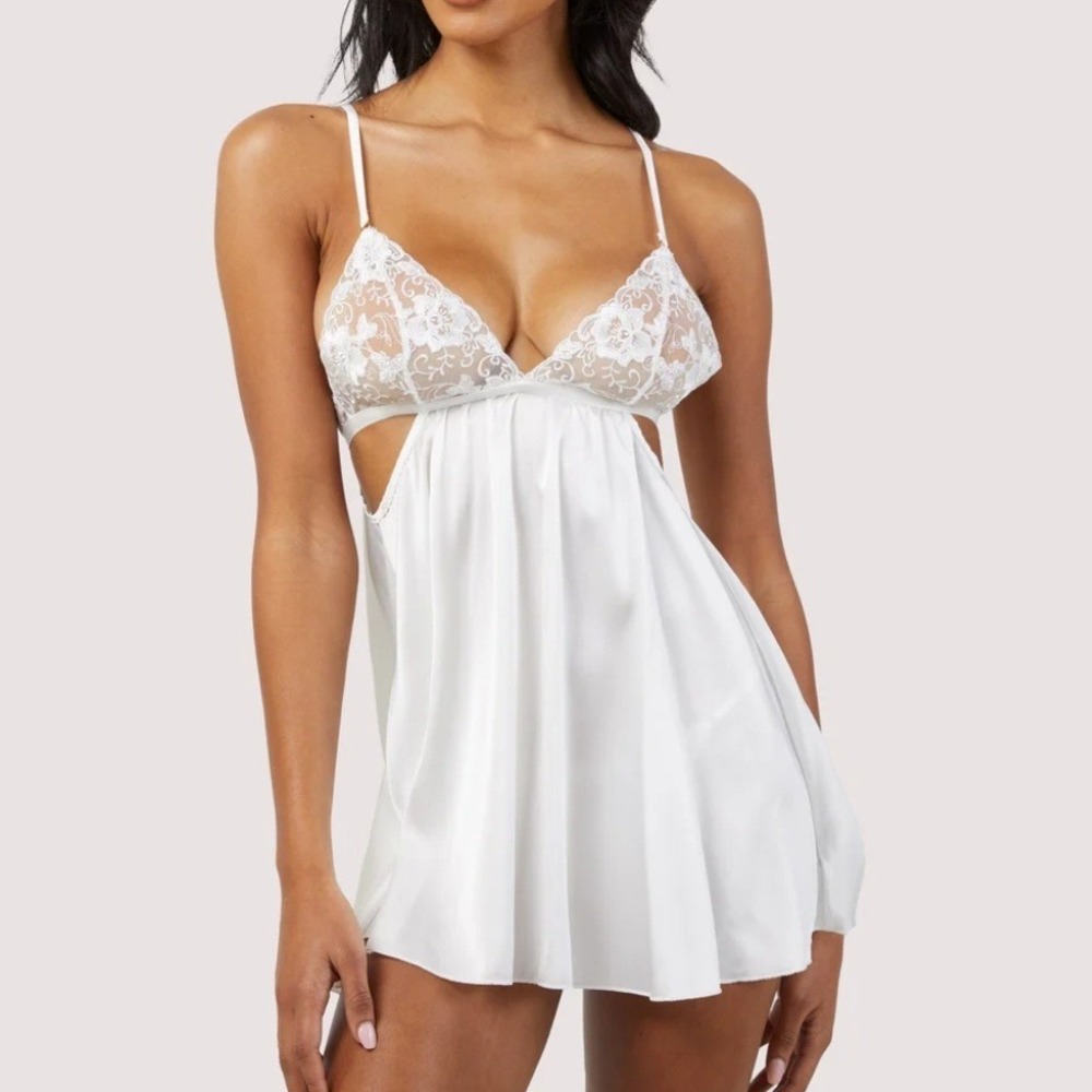 NEW Wolf & Whistle Lola Satin Babydoll Thong Set Sz 14 White‎ Chemise Lace NWT